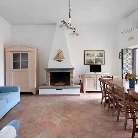 Flegrea House Villa