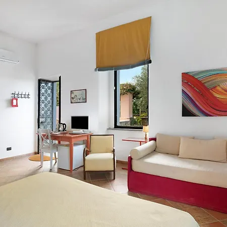 Flegrea House וילה פוזולי